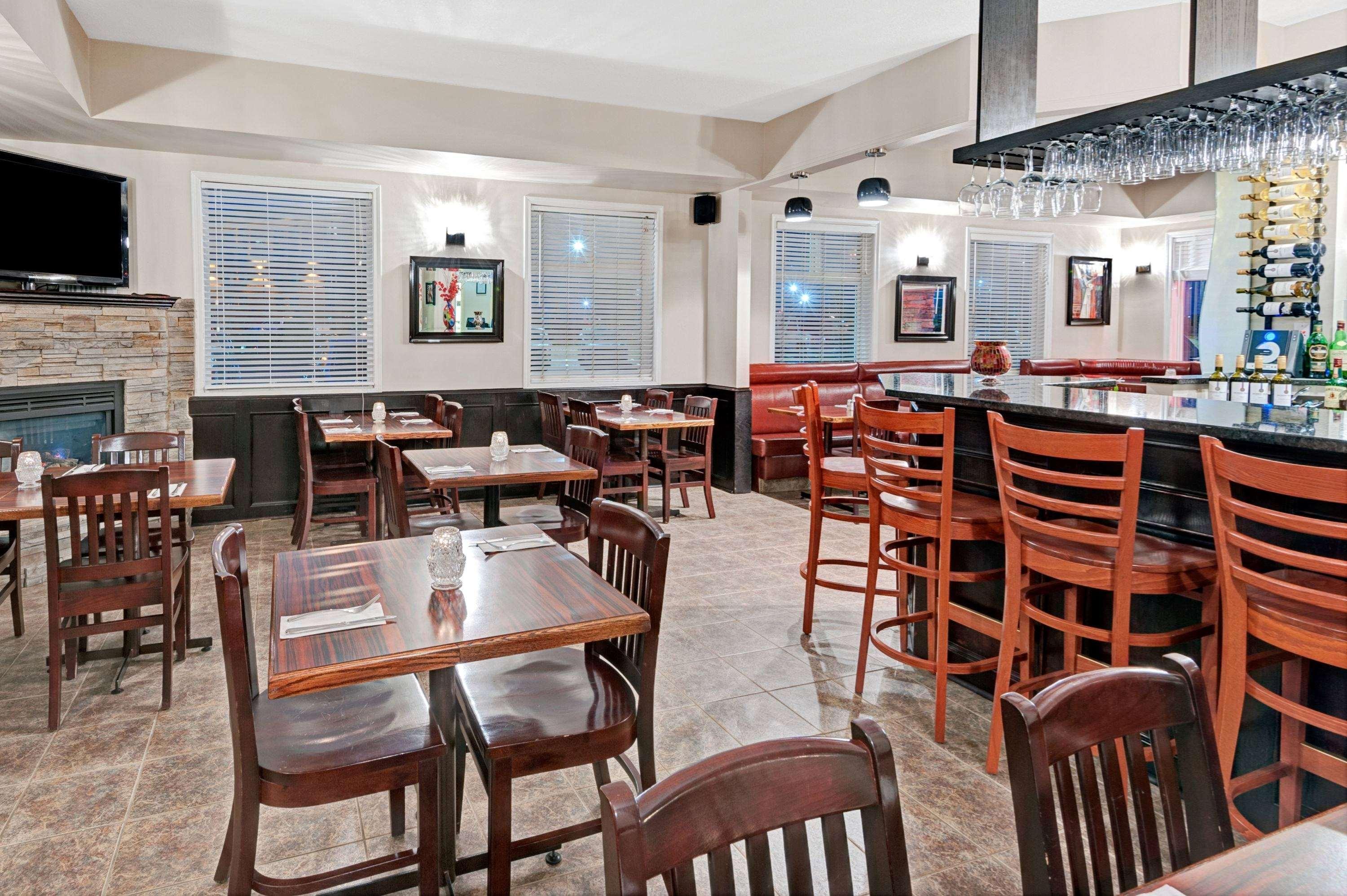 Quality Inn & Suites Edmonton International Airport Leduc Εξωτερικό φωτογραφία