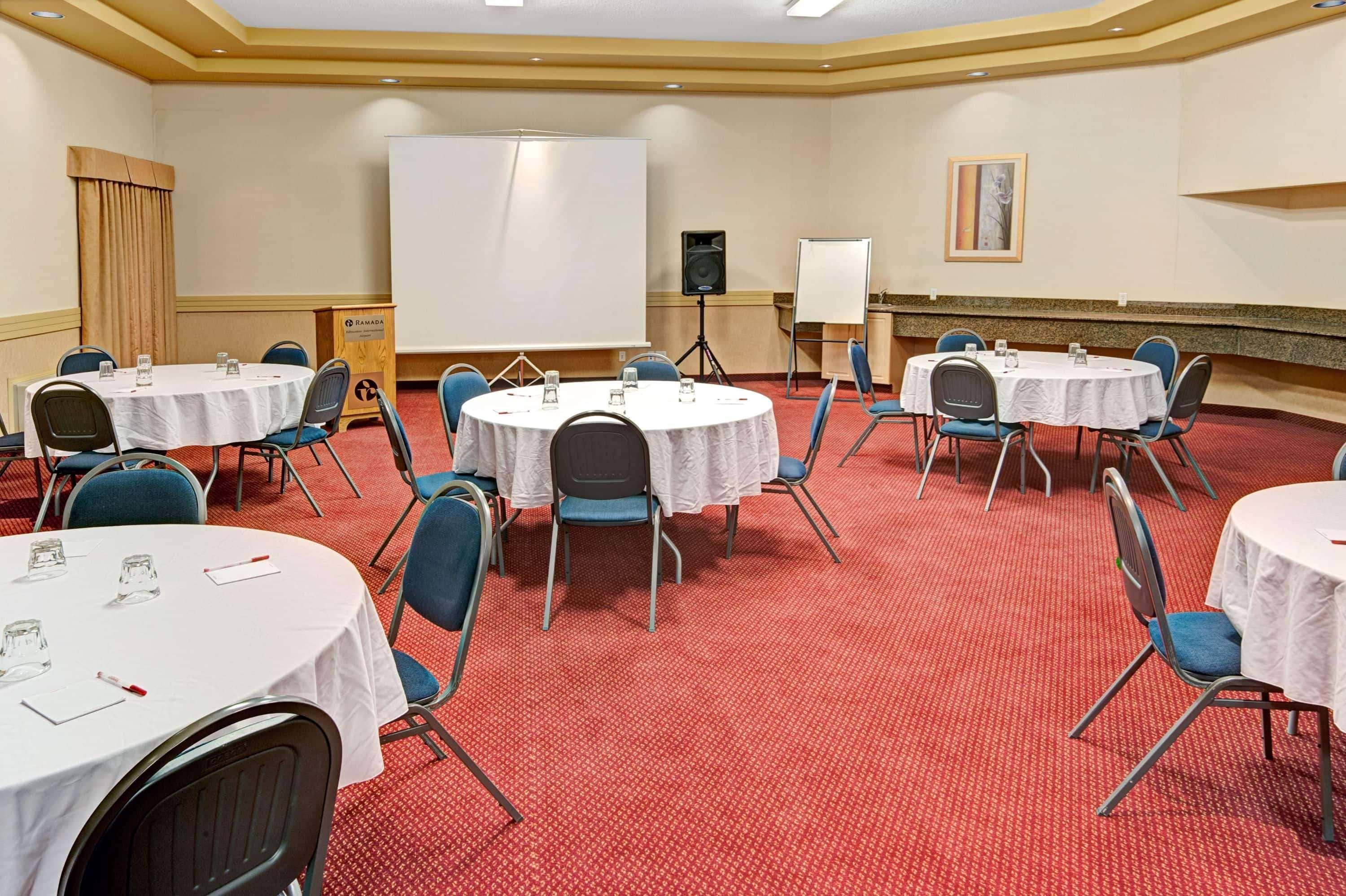 Quality Inn & Suites Edmonton International Airport Leduc Εξωτερικό φωτογραφία