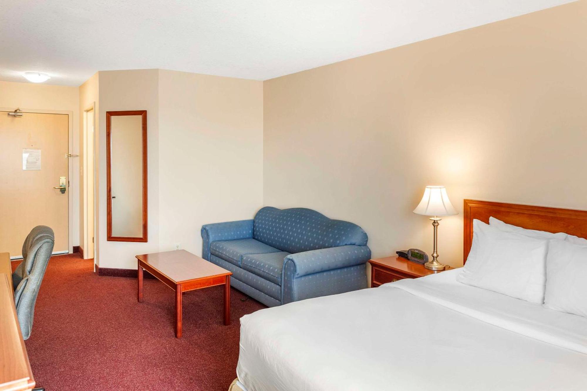 Quality Inn & Suites Edmonton International Airport Leduc Εξωτερικό φωτογραφία