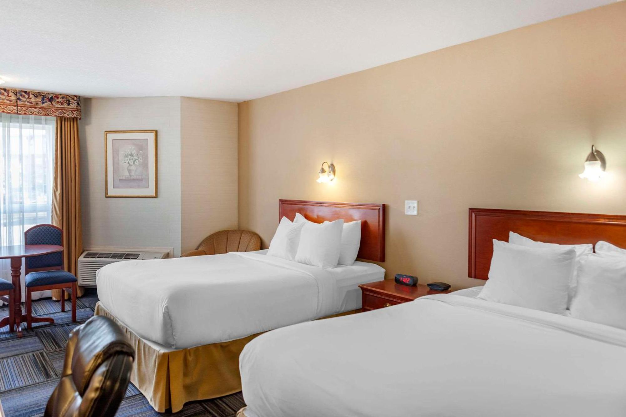 Quality Inn & Suites Edmonton International Airport Leduc Εξωτερικό φωτογραφία
