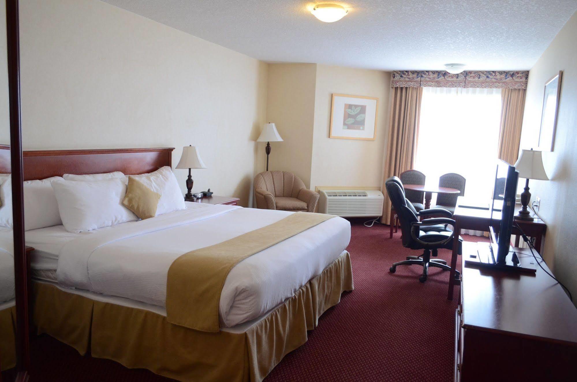 Quality Inn & Suites Edmonton International Airport Leduc Εξωτερικό φωτογραφία