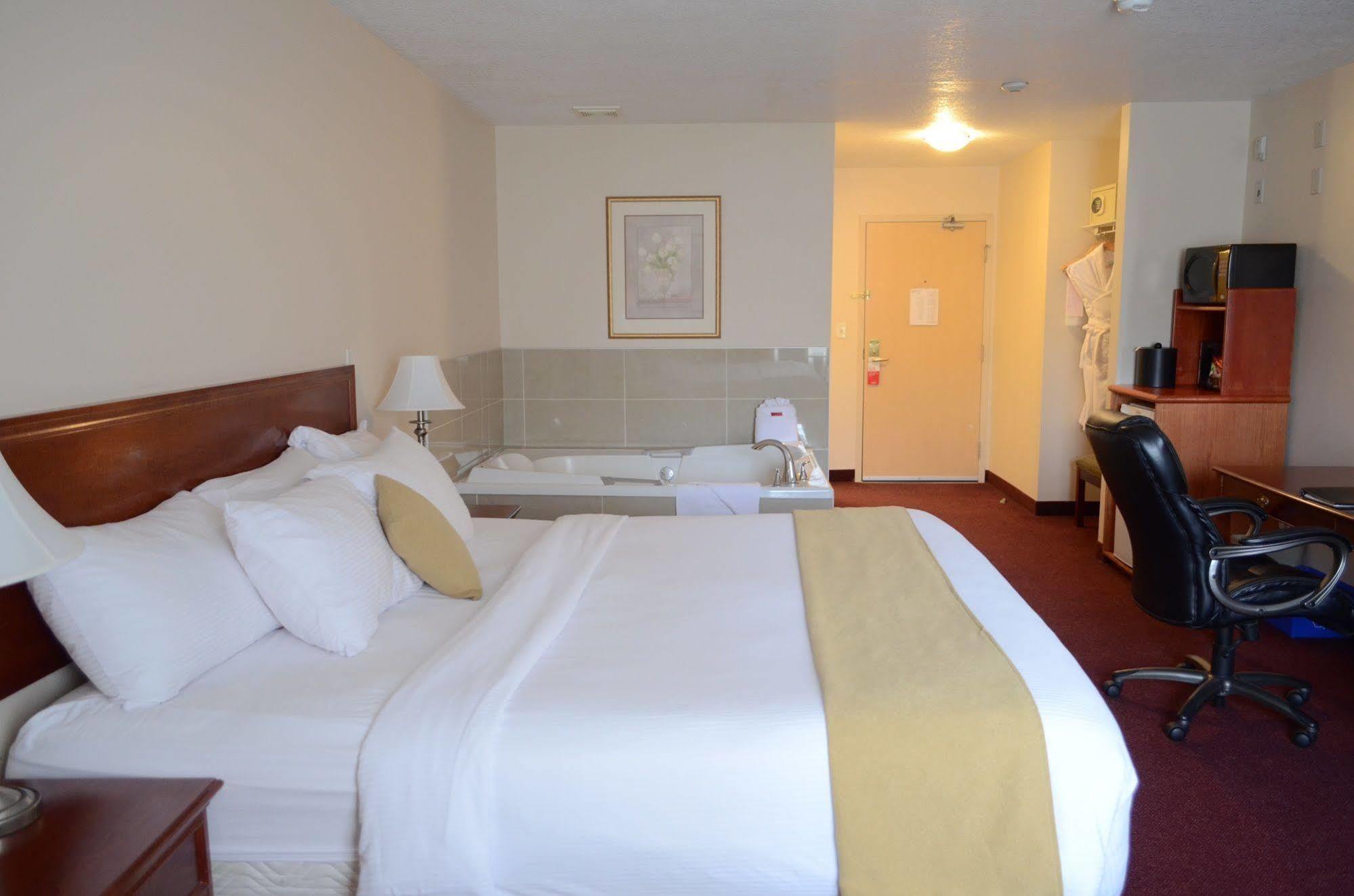 Quality Inn & Suites Edmonton International Airport Leduc Εξωτερικό φωτογραφία
