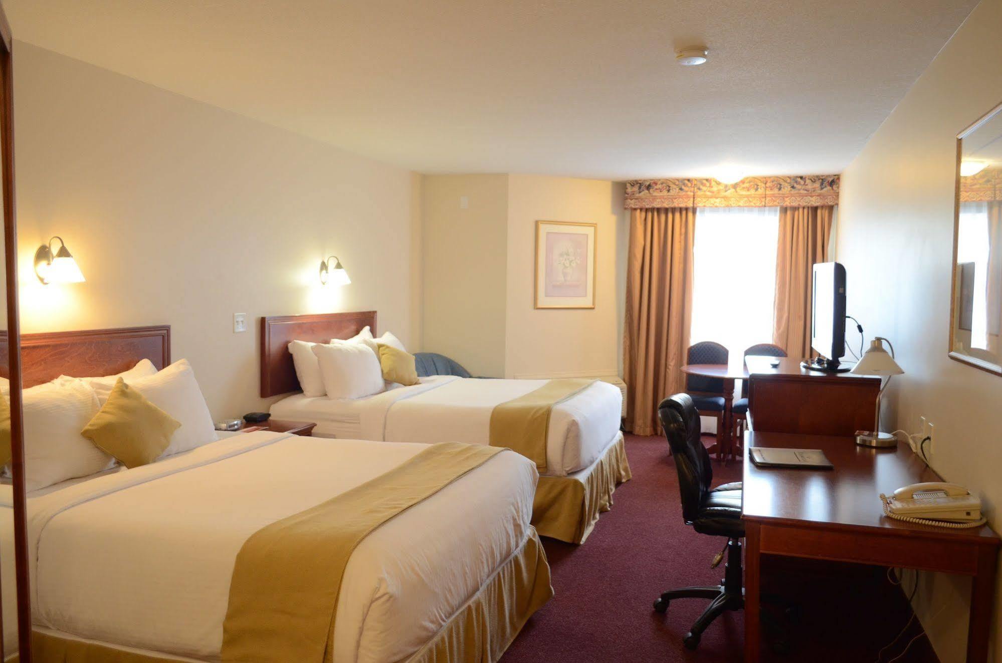 Quality Inn & Suites Edmonton International Airport Leduc Εξωτερικό φωτογραφία